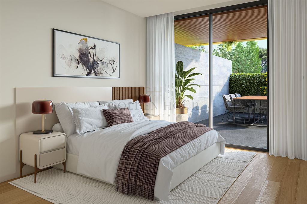 Property photo 1 of 42 Luxury 3-Bed Apartment Near Douro River