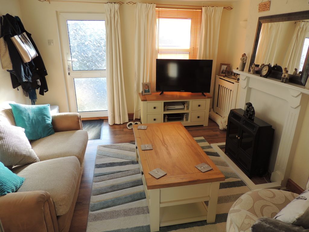 Property photo 3 of 5