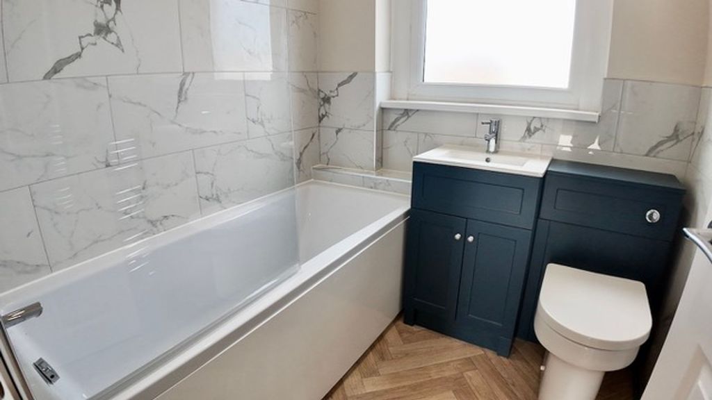 Property photo 3 of 26