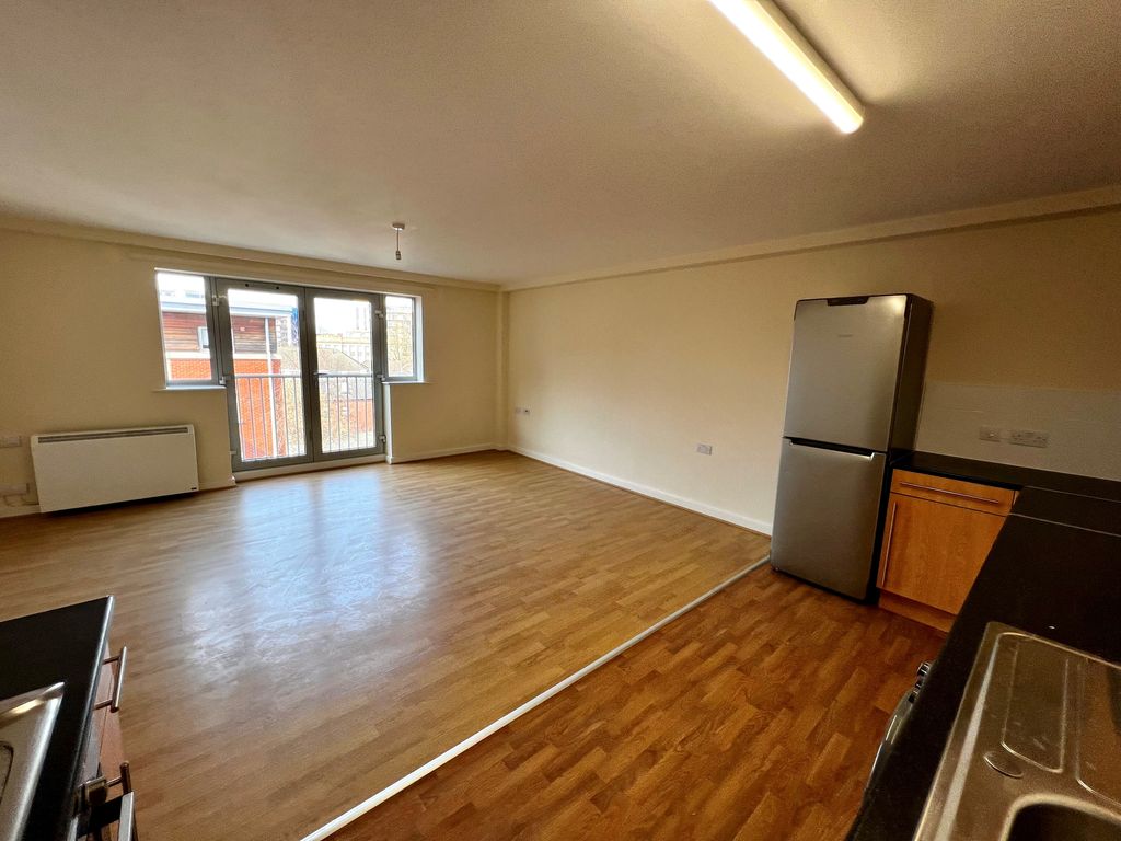 Property photo 3 of 7