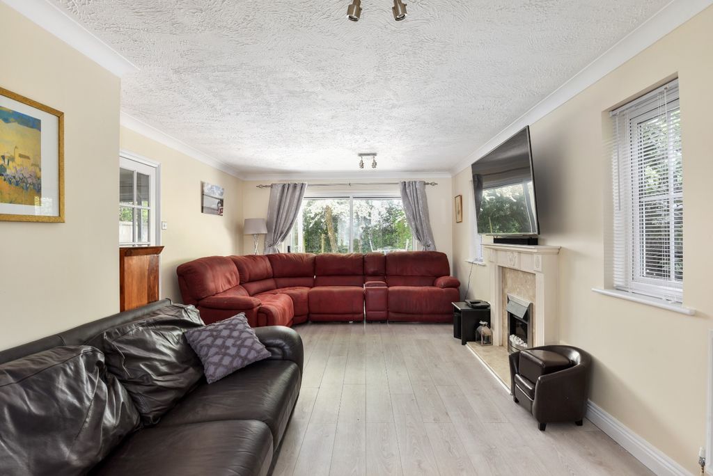 Property photo 3 of 24 41404610