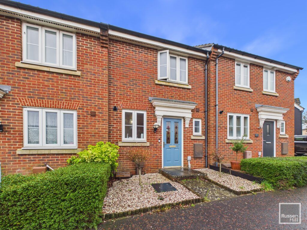 Property photo 1 of 12