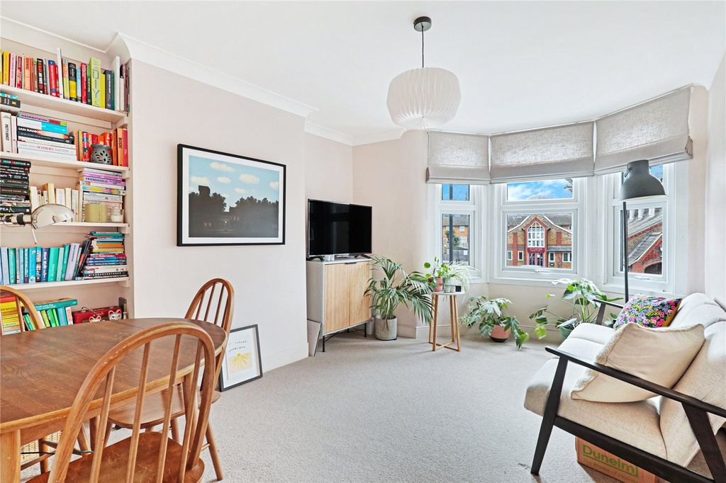 Property photo 2 of 18 Picture No. 05