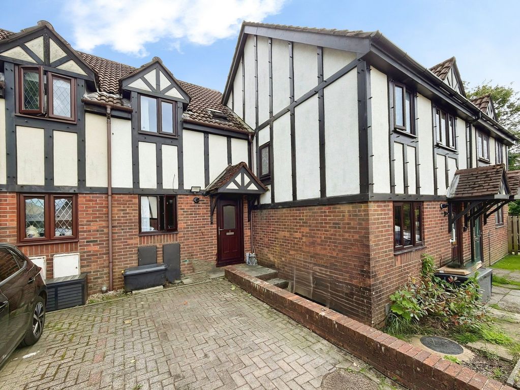 Property photo 2 of 24
