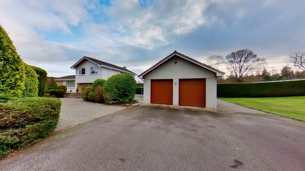 Property photo 3 of 25