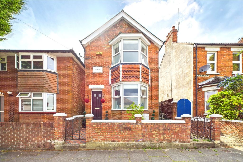 Property photo 1 of 10 Picture No. 11