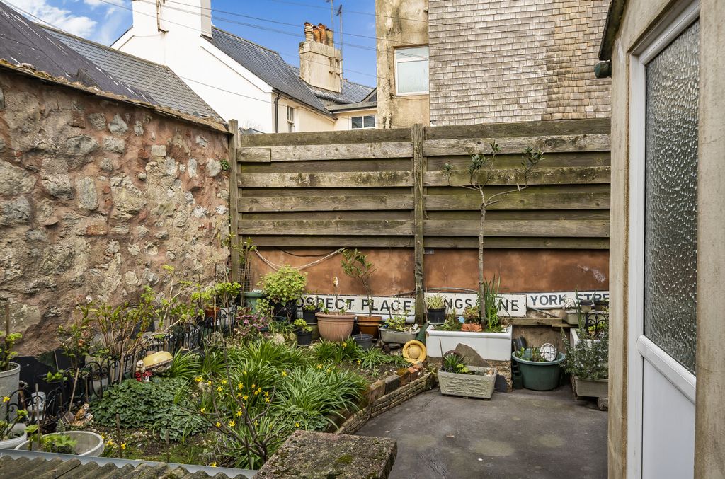 Property photo 3 of 18 1264025 (9).Jpg