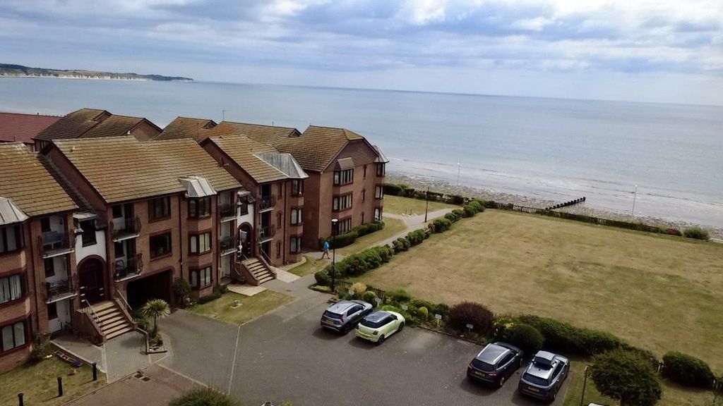 Additional image 18 of 2 bed flat for saleAlexandra Court, Bridlington, East Riding Of Yorkshire YO15