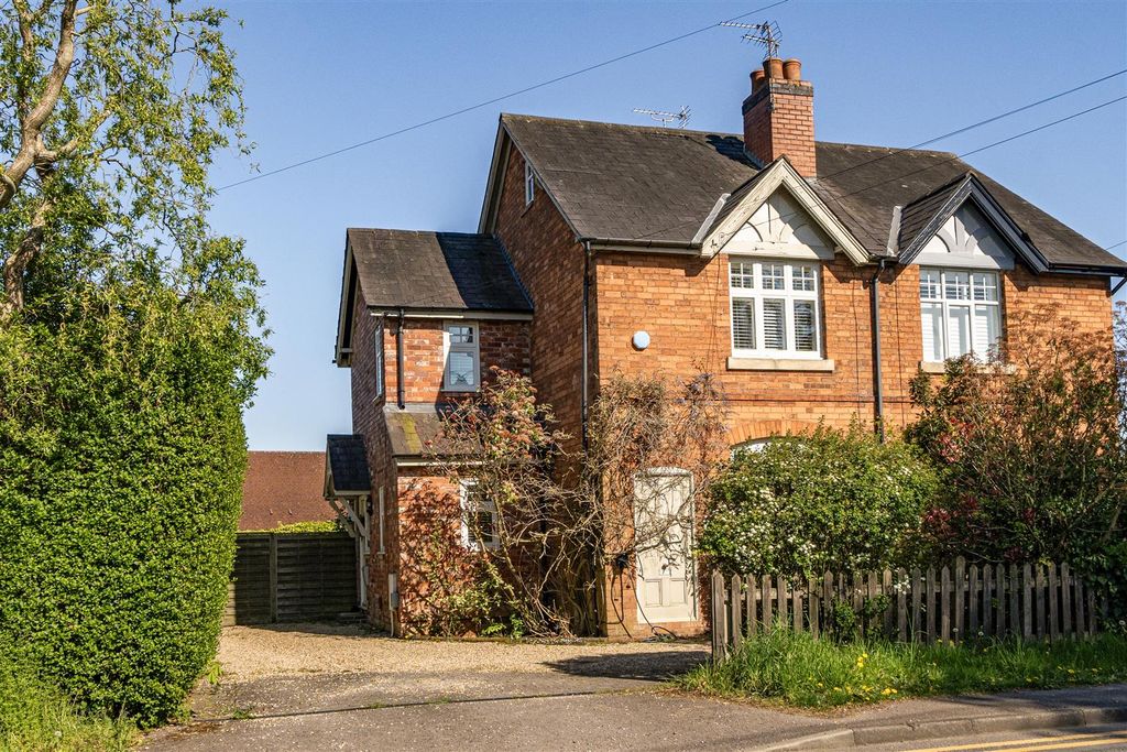 Property photo 1 of 23 1448689-20-69Ea3Df86c21A.Jpg