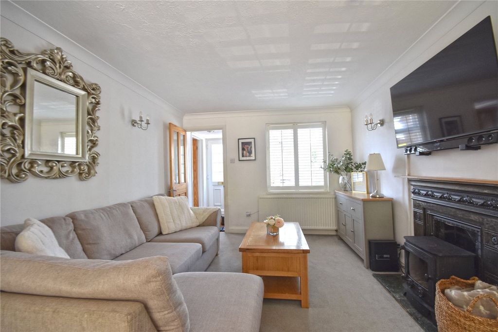 Property photo 2 of 11 Picture No. 22
