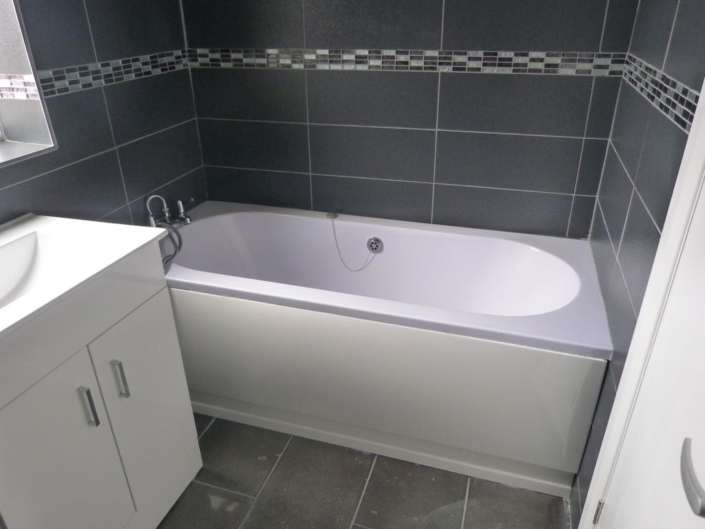 Property photo 3 of 3