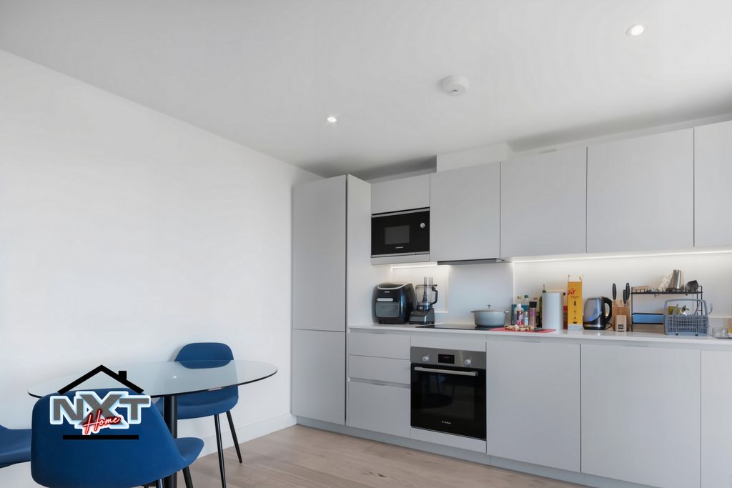 Property photo 2 of 10 Photo 1