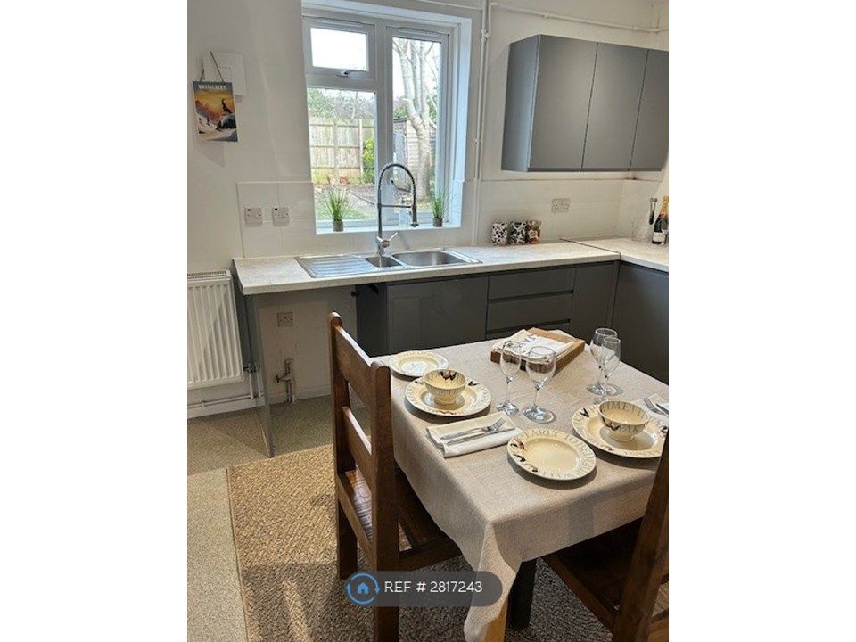 Property photo 3 of 13 Kitchen Diner