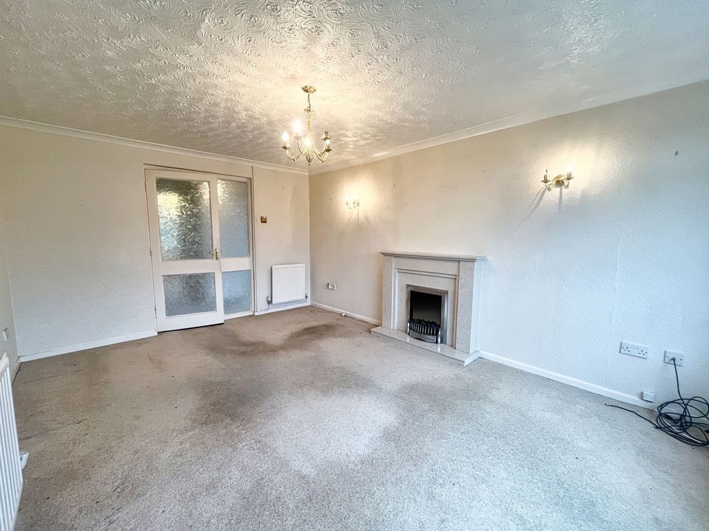 Property photo 3 of 20