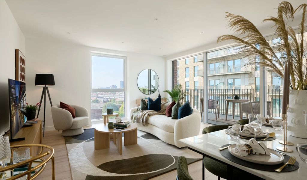 Property photo 2 of 9