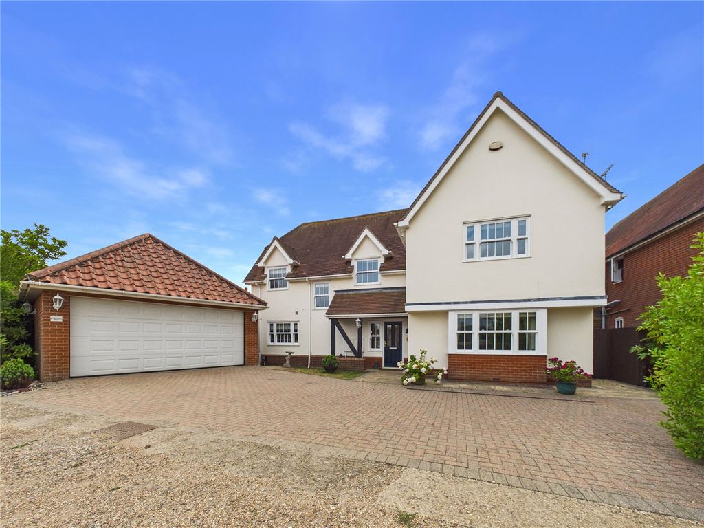 Property photo 1 of 37 Picture No. 36