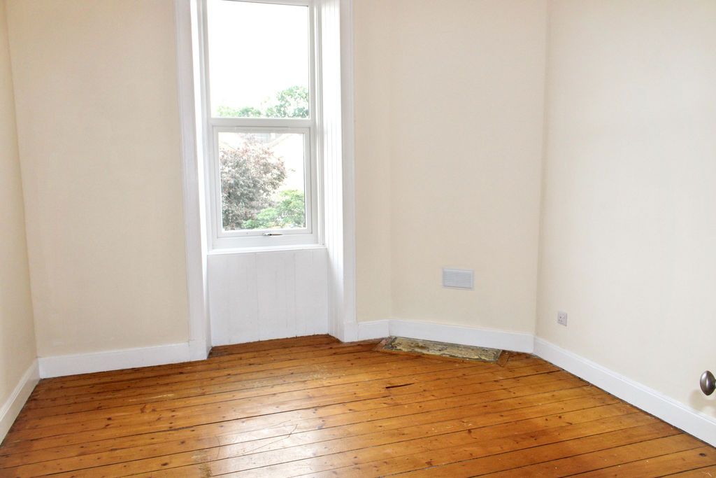 Additional image 7 of 2 bed flat for sale31 Shaftesbury Street, Alloa FK10
