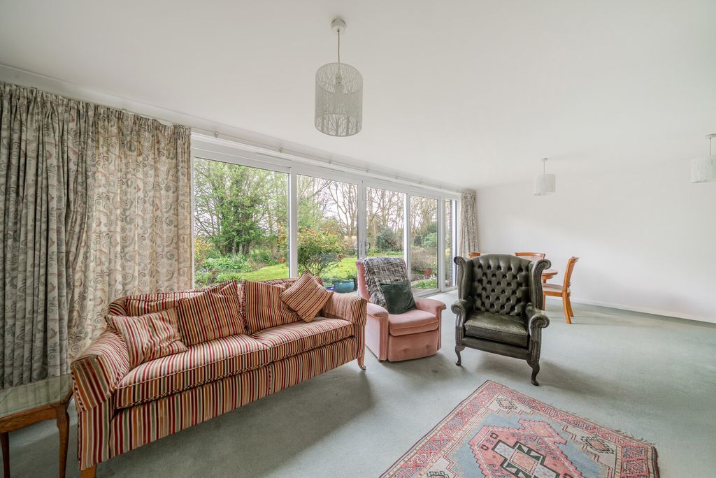 Property photo 3 of 15 1-69Cce4d1133A3-1...