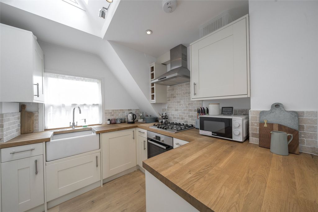 Property photo 1 of 14 Picture No. 02