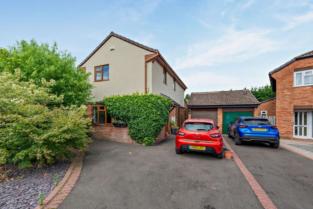 Property photo 1 of 28