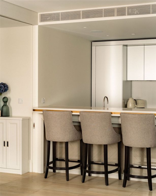 Property photo 3 of 20 Picture 3