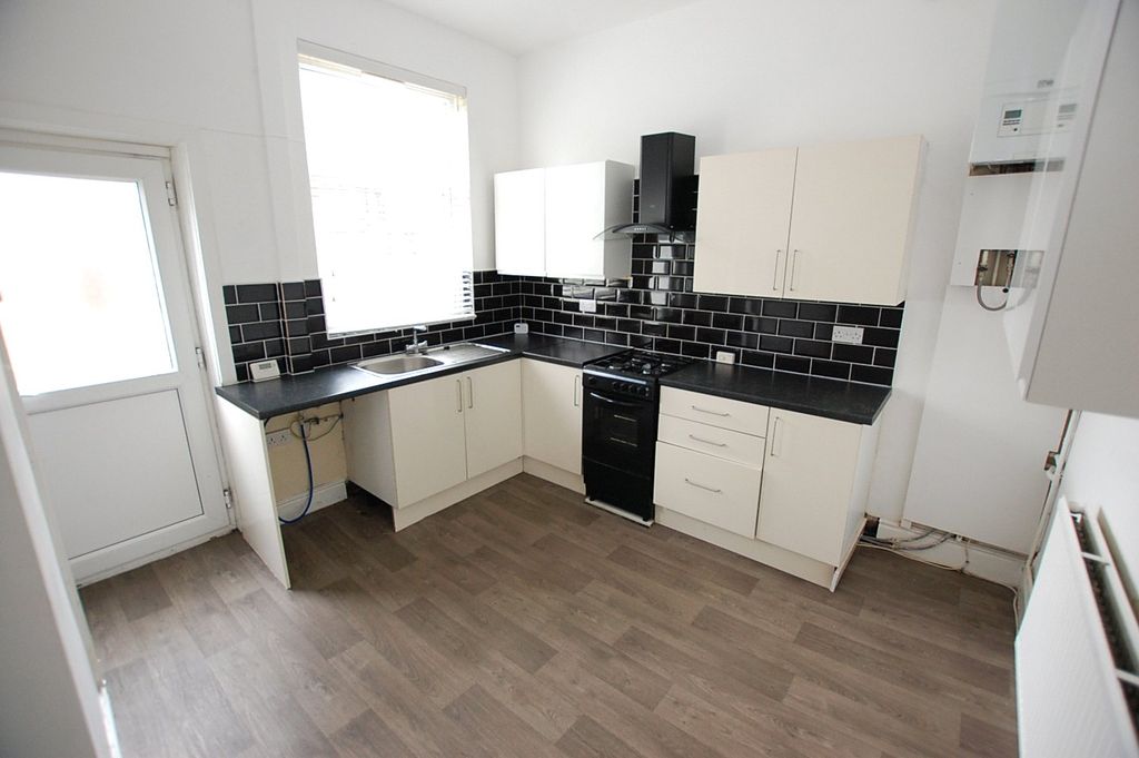 Property photo 3 of 8 Picture No. 07