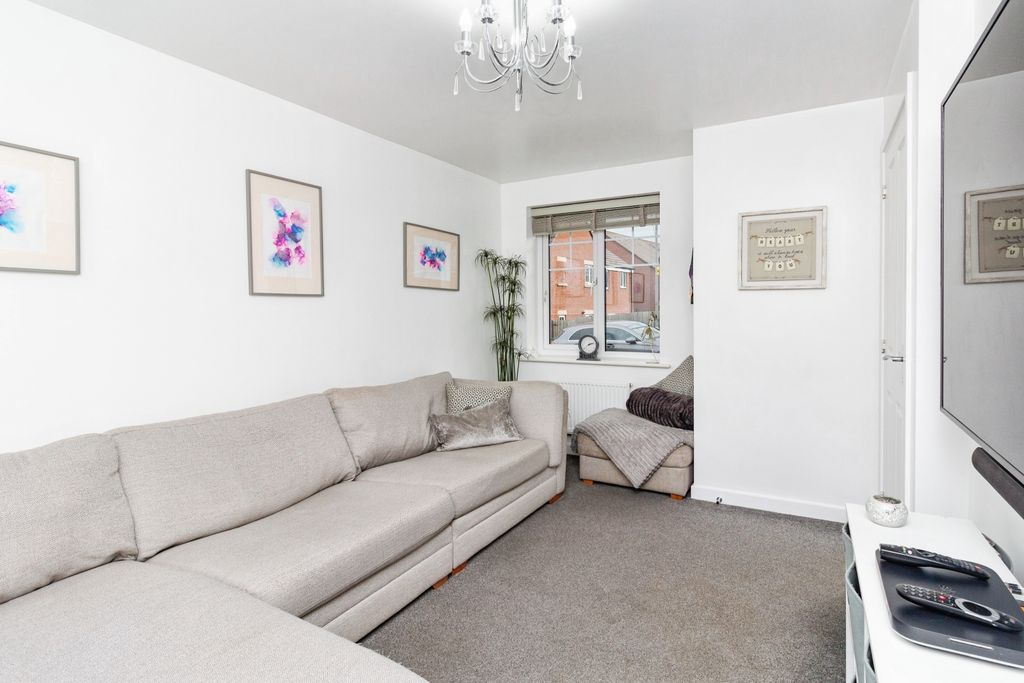 Property photo 2 of 15