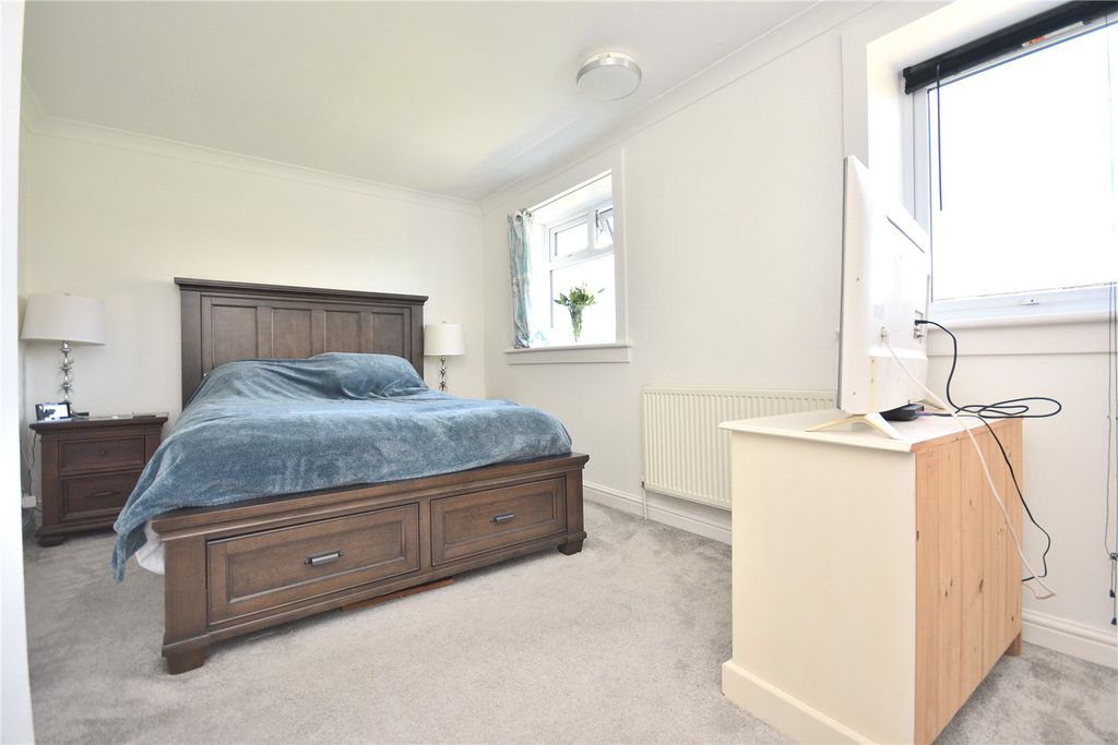 Property photo 2 of 17 Picture No. 02