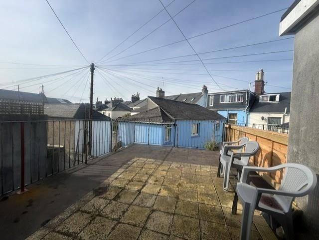 Property photo 1 of 16 73 Clifton Rooftop.Jpg