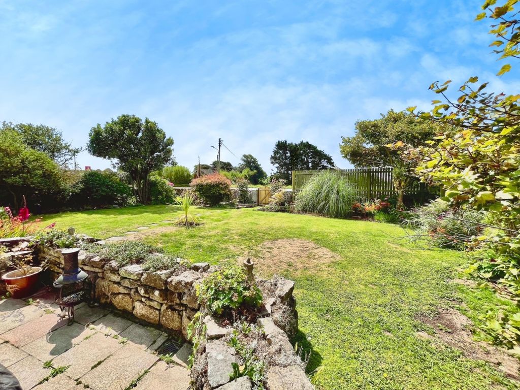 Property photo 3 of 26