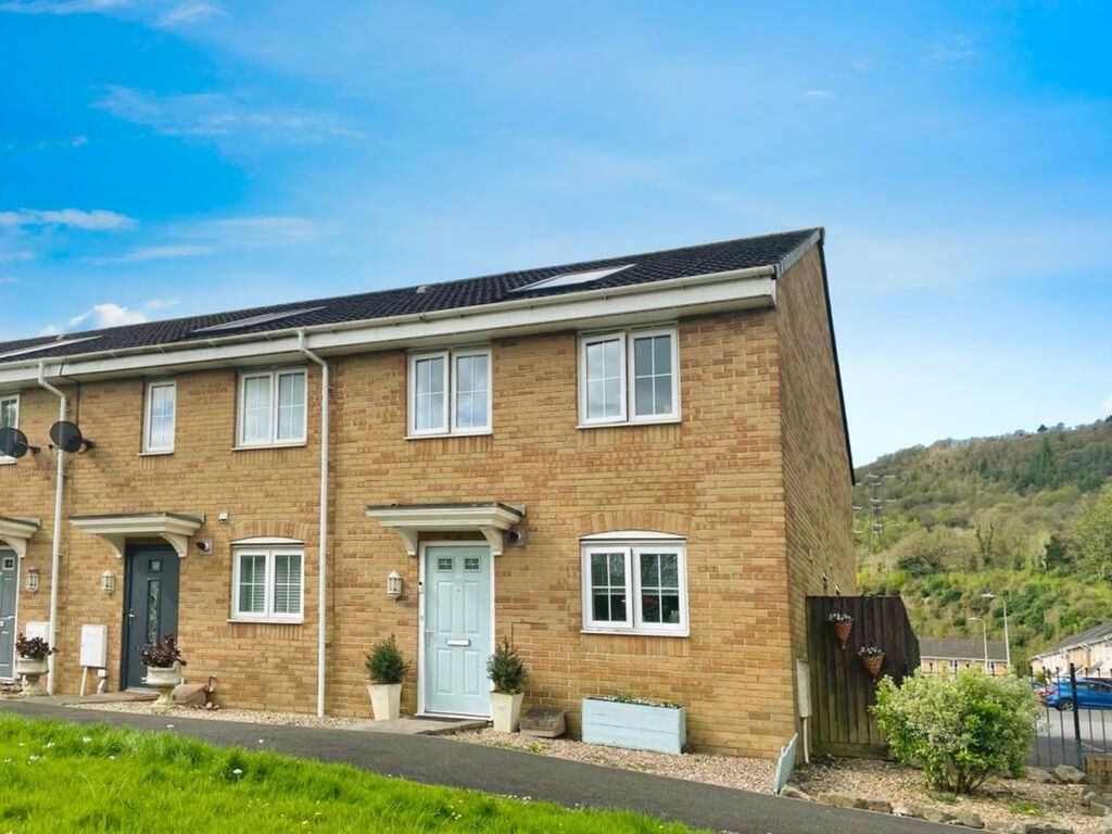 Property photo 1 of 19