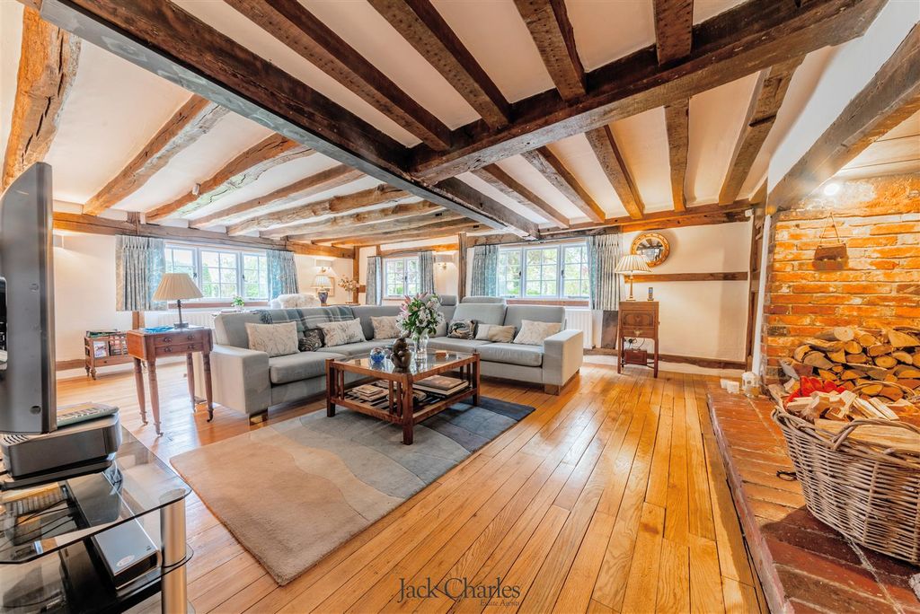 Property photo 1 of 24