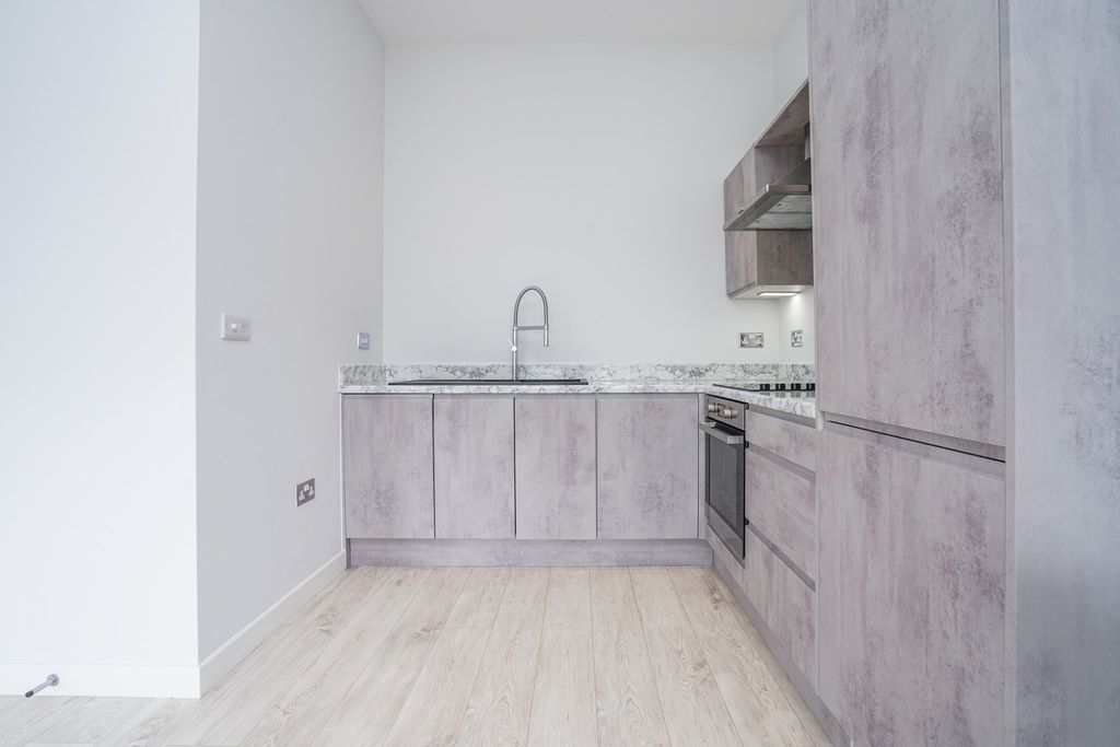 Property photo 2 of 15 Kitchen