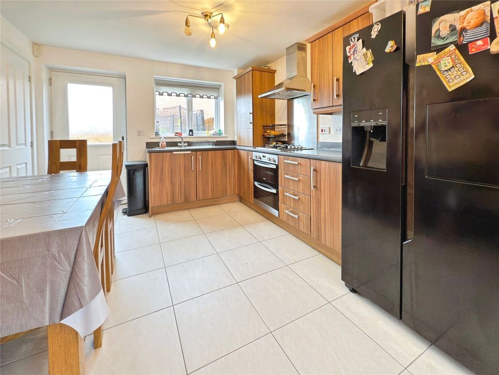 Property photo 3 of 17 Picture No. 03