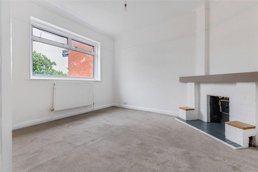 Property photo 2 of 18 Picture No. 04