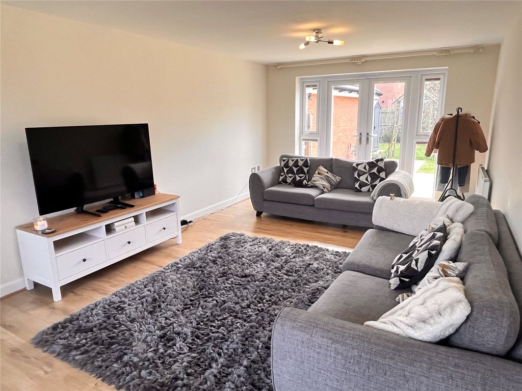 Property photo 3 of 19 Picture No. 62