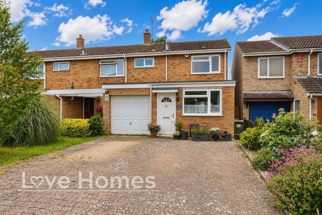 Property photo 1 of 13 5266702