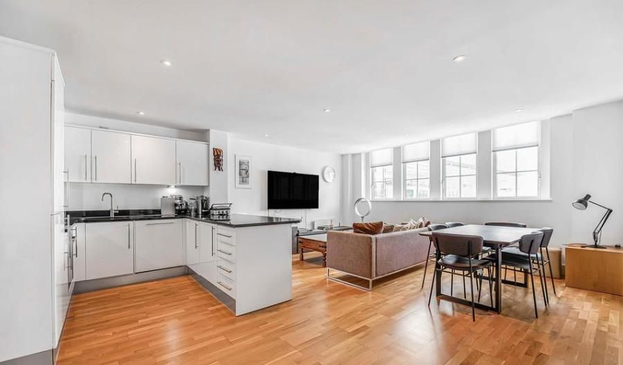 Property photo 1 of 8 47 Manor House 10 29.10.Png