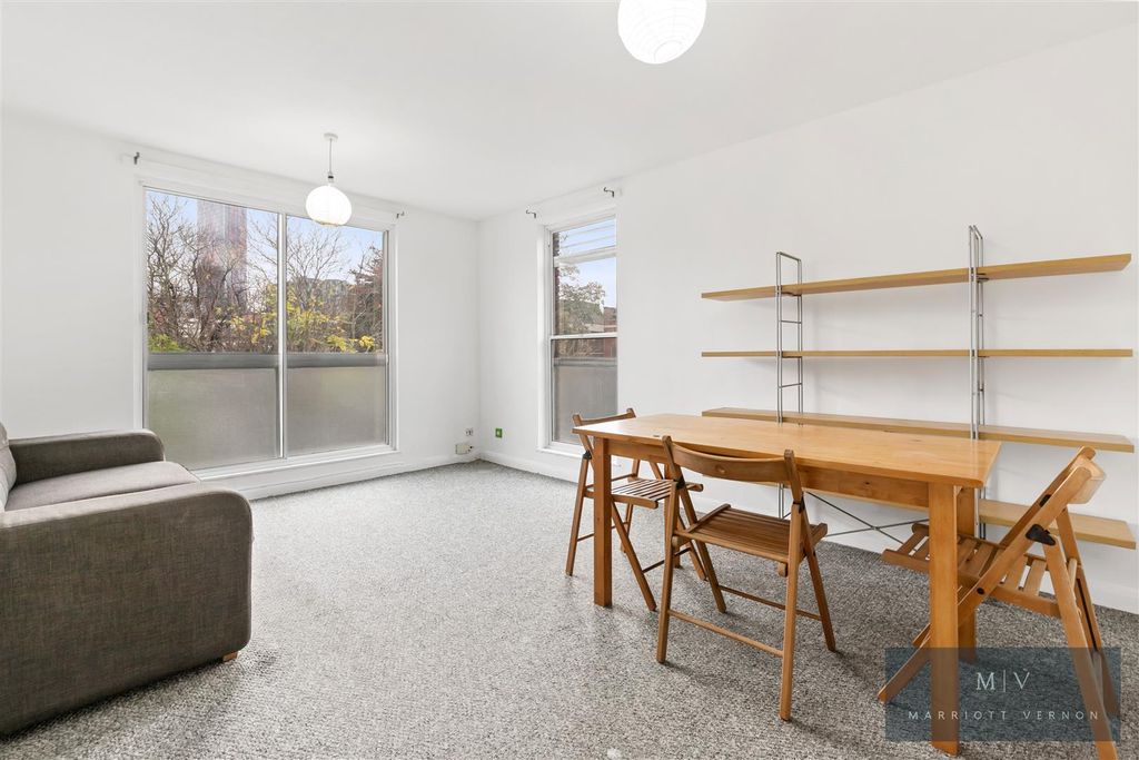 Property photo 2 of 11 Lloyd House 14 MV-5.Jpg