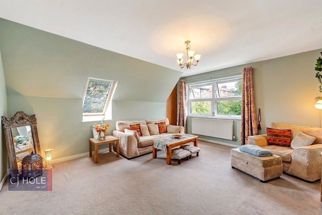 Property photo 2 of 12 Picture No. 09