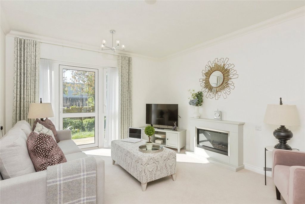 Property photo 1 of 19 Picture No. 13
