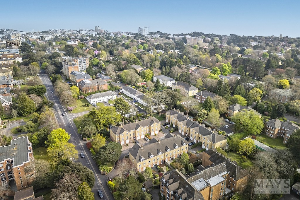 Property photo 2 of 29