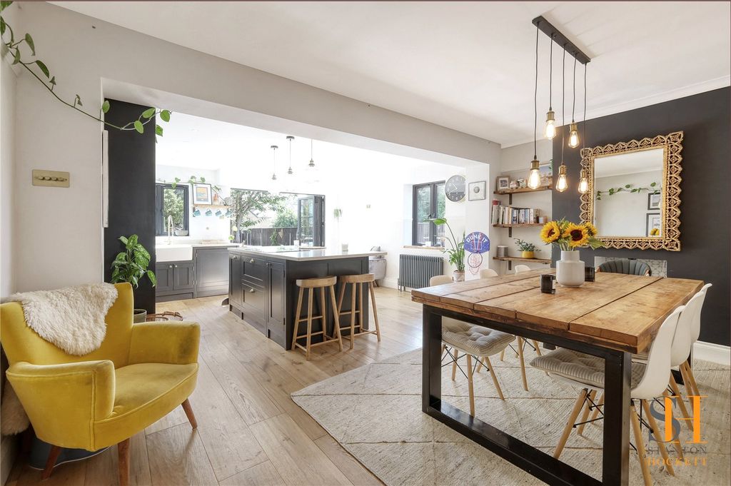 Property photo 2 of 12 Picture No. 09