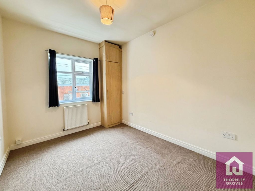 Property photo 3 of 9 Pbox-Img.Jpg