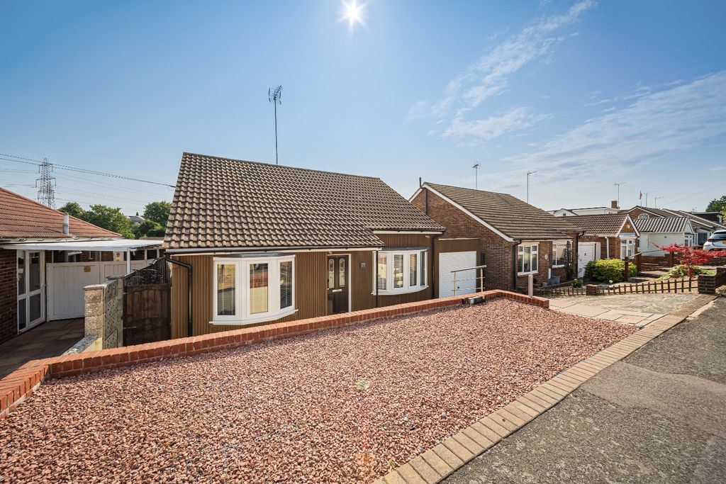 Property photo 1 of 16 4375372