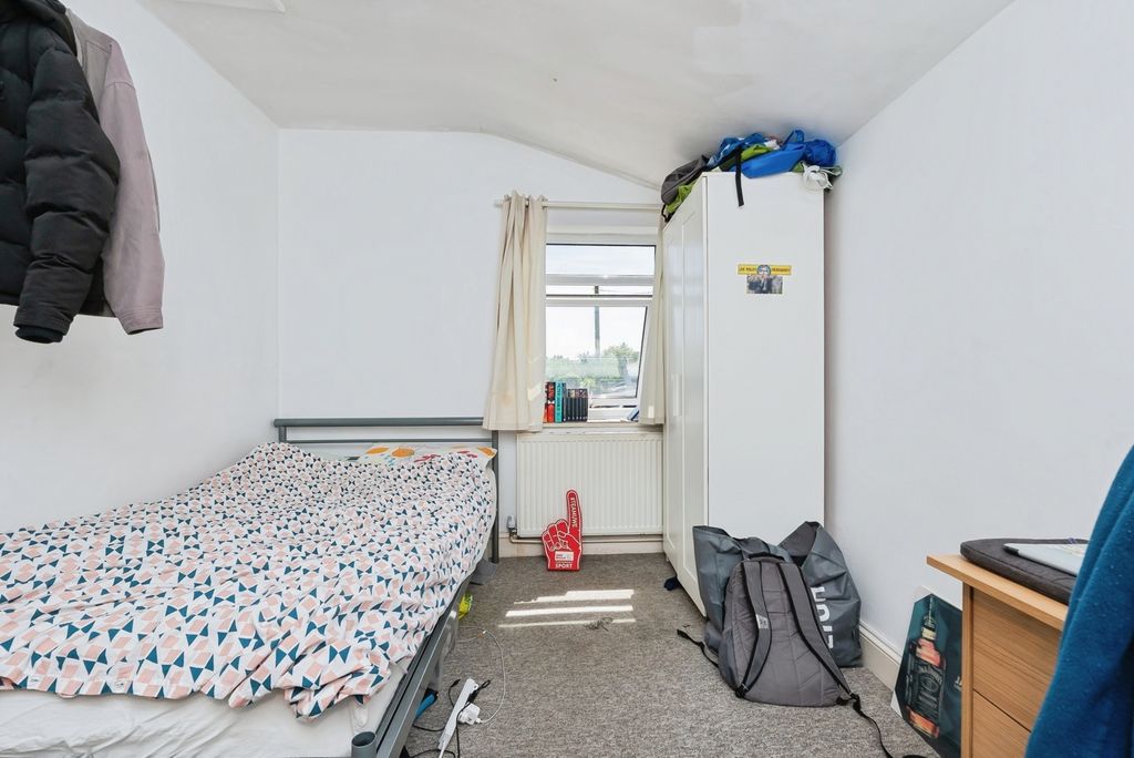 Additional image 6 of 4 bed maisonette for saleStaple Hill Road, Bristol BS16