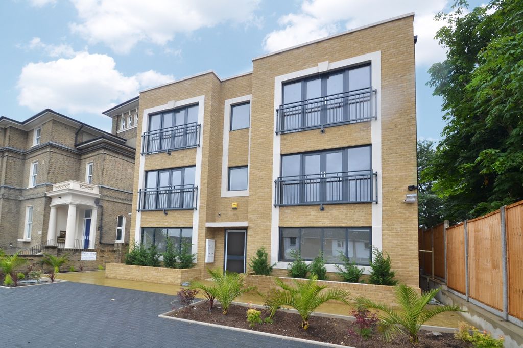 Property photo 1 of 6 External