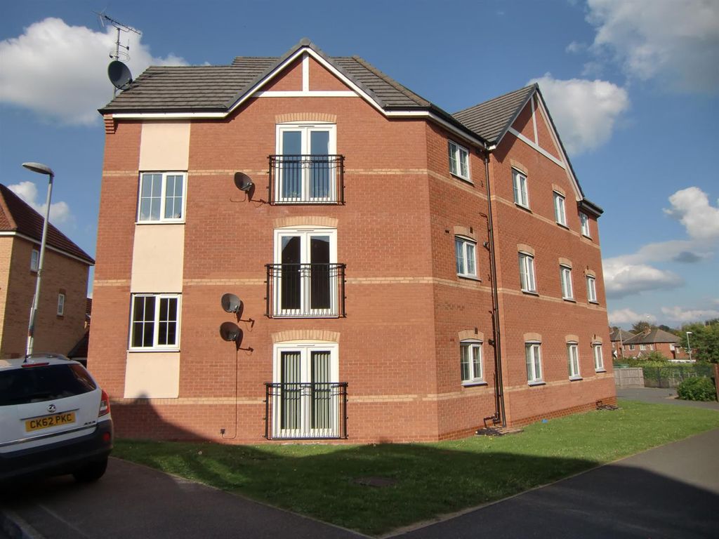 Property photo 1 of 10 Front Exterior