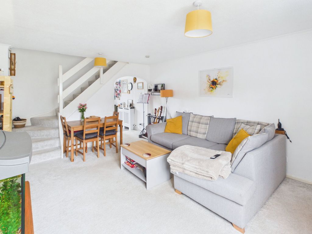 Property photo 3 of 16