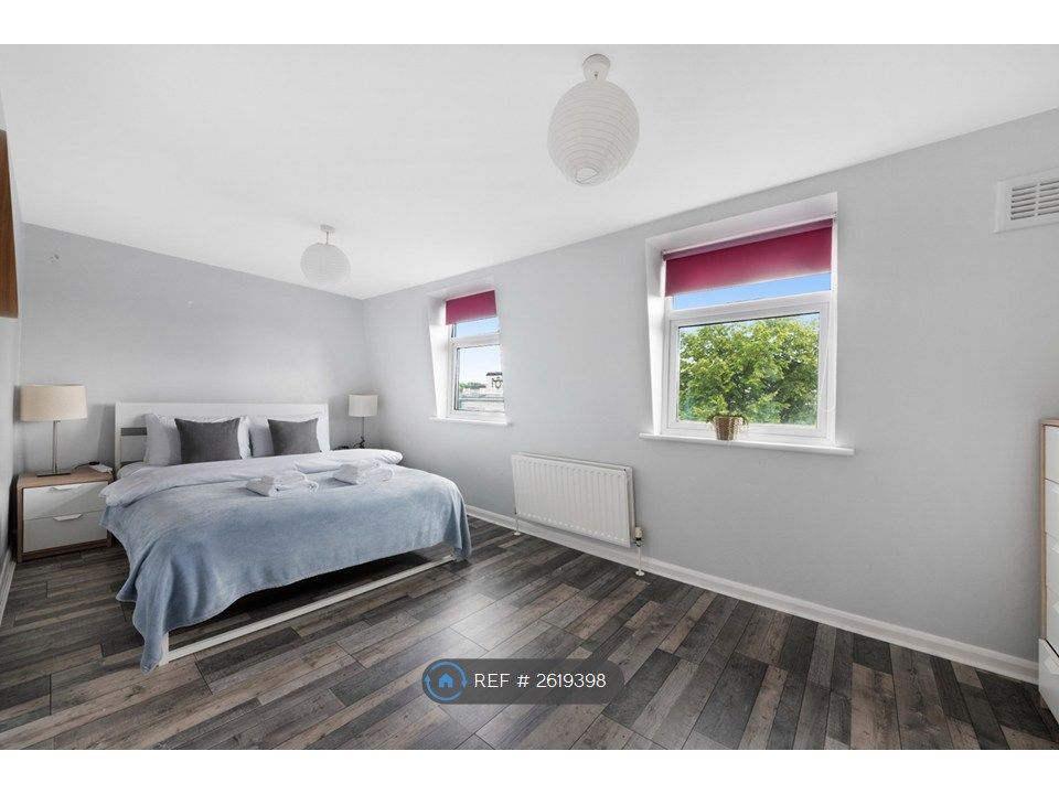 Property photo 1 of 31